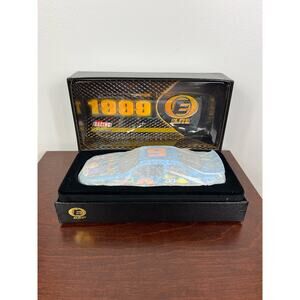 New in Box Jerry Nadeau #9 Cartoon Network Dexter Model race car